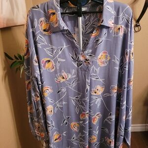 NWT Floral Tunic Top